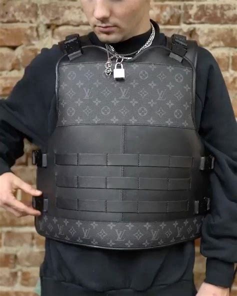 W2C LV bulletproof vest : r/FashionReps 